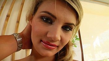 Play من المضحك أنها وجدت رجلاً يمارس الجنس معها جيدًا