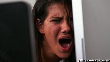 Play Xnxx فاتنة خبطت في المتشددين يصرخ الديك عندما مارس الجنس