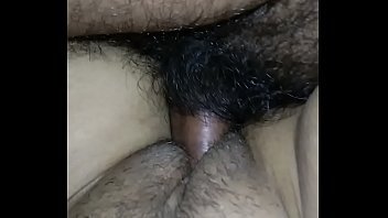 Play مثير الكلبة الجنس تمارس الجنس مع رجل فاضح في الديك