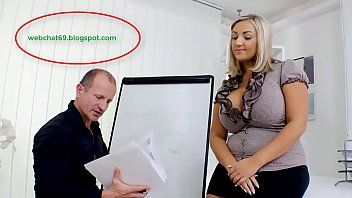 Play المرأة الروسية تمارس الحب الشديد مع طفلها الذي يريده بوسها
