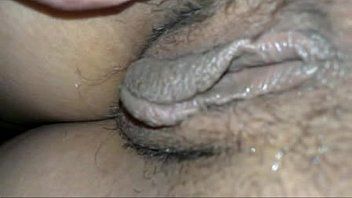 Play الولد الشرج يمارس الجنس مع ابنة زوجته عندما لا يكون والده في المنزل. Xnxx بالغ