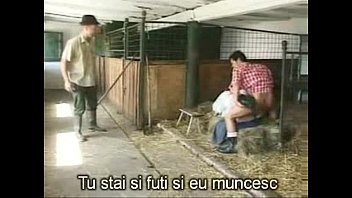 Play يمارس الفلاحون من مزرعة رومانية ممارسة الجنس في الإسطبلات ، ويترجم الفيلم إلى أفلام سكس رومانية ترجمات 2019