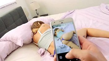 Play تحصل مارس الجنس النساء الكامل من Sloboz عندما كان يصفع الحمار