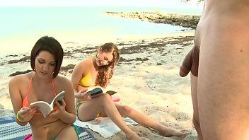 Play أفلام Xnxx مجانية كل يوم مرافقة شقراء مع بزاز كبيرة