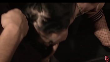 Play فيلم Bdsm مع امرأة مقيدة ومخترقة بوحشية