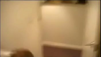 Play أمي تريد مني أن أمارس الجنس معها بشدة في مؤخرتها Xnxx لكنني أيضًا أعطيها اللسان
