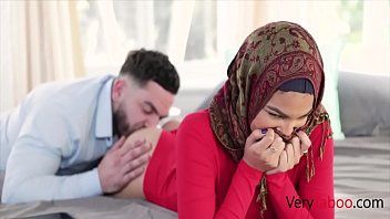 Play Xxx مع العذراء مايا تصل إلى النشوة الجنسي