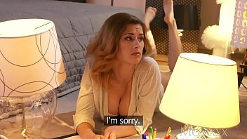 Play إنها امرأة منزعجة لكنها تهتف لها بلعبة اللعنة المتشددين