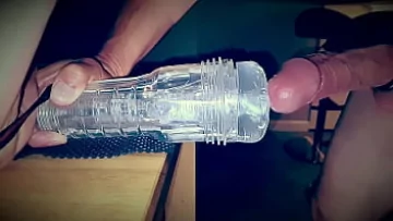Play شاعر ضخم متفجر للهواة الساخنة بعد جلسة الشحذ المكثفة fleshlight